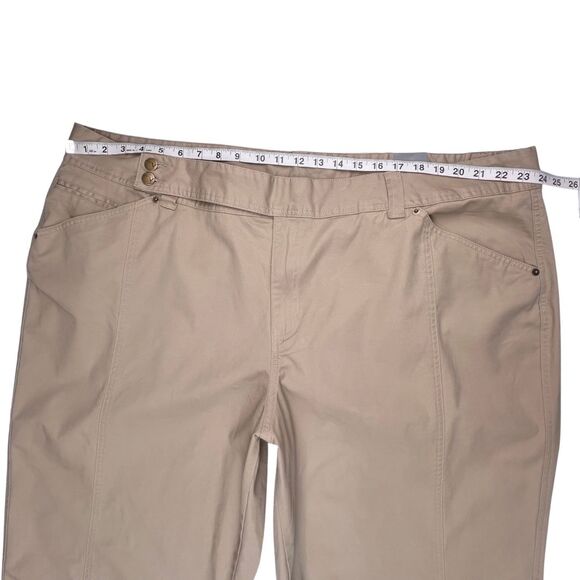 Lane Bryant Venezia Capris 28 Khaki Soft Twill Comfort Fit Weekend Ready Pants - Picture 3 of 10